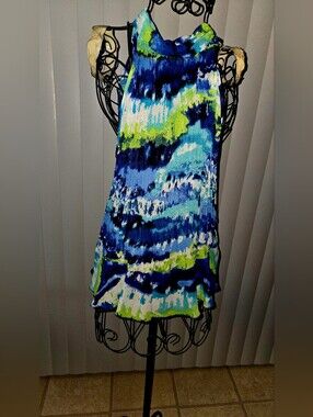 Pleated Top Sz Lrg.